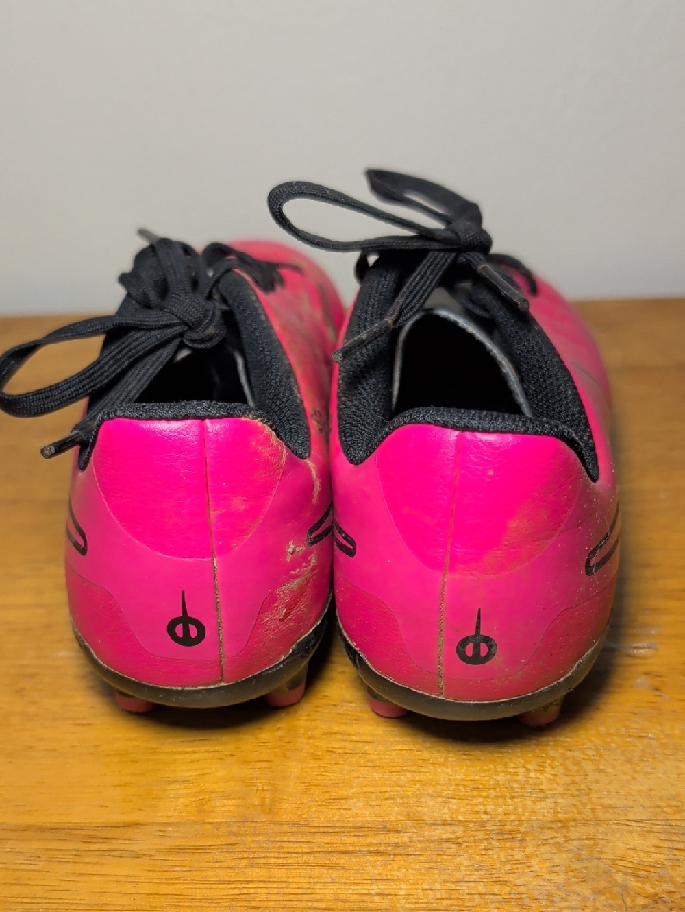 Nike Kids' Jr. Tiempo Legend 10 Club Multi-Ground Soccer Cleats Pink Size 1.5Y - Picture 4 of 7